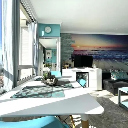 Apartamento Traumhafte Mit Panoramablick Und Pool